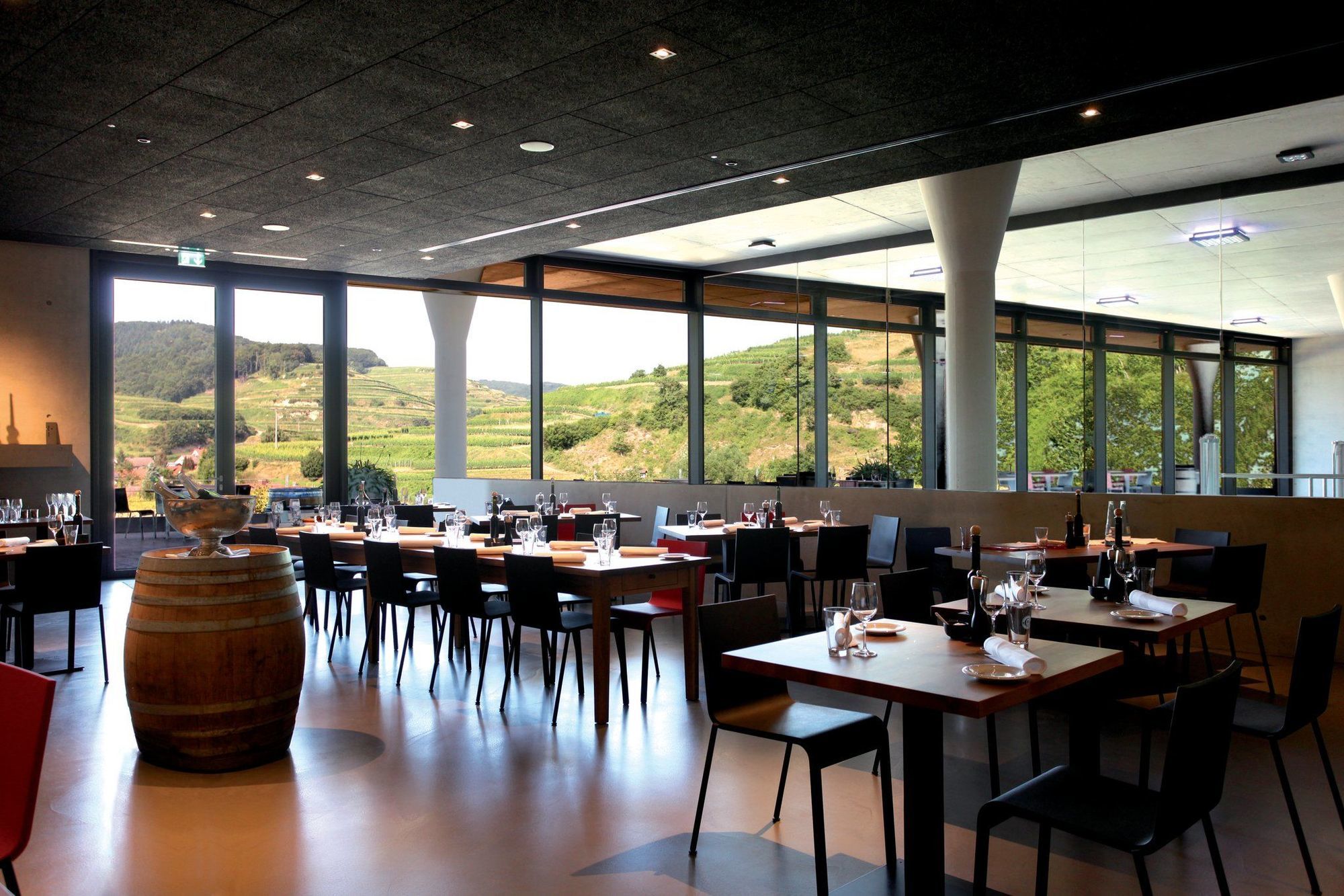 Schwarzer Adler Otel Vogtsburg Restoran fotoğraf