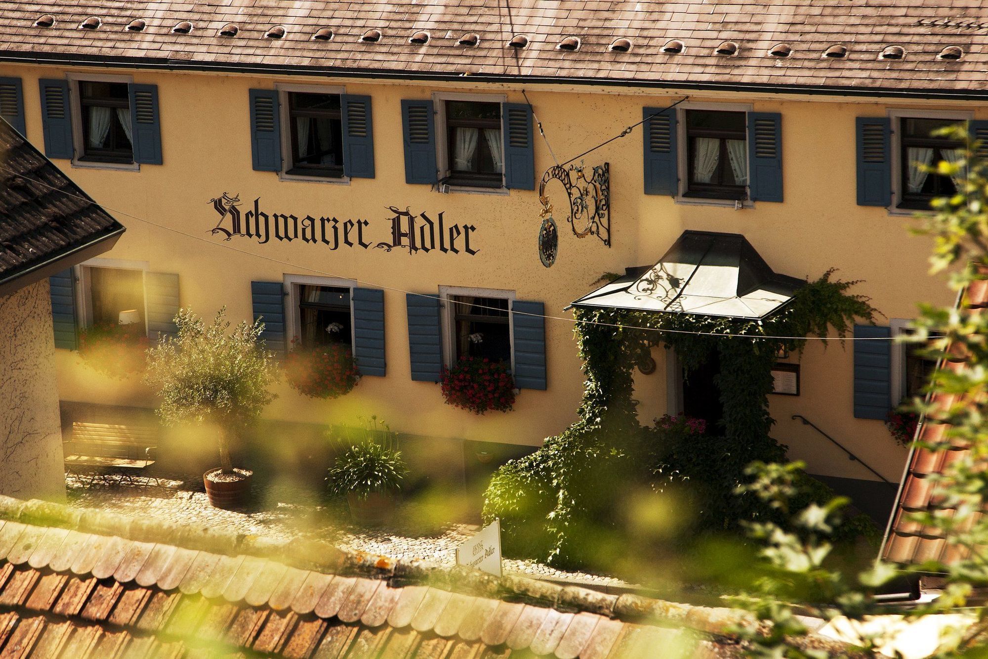 Schwarzer Adler Otel Vogtsburg Restoran fotoğraf
